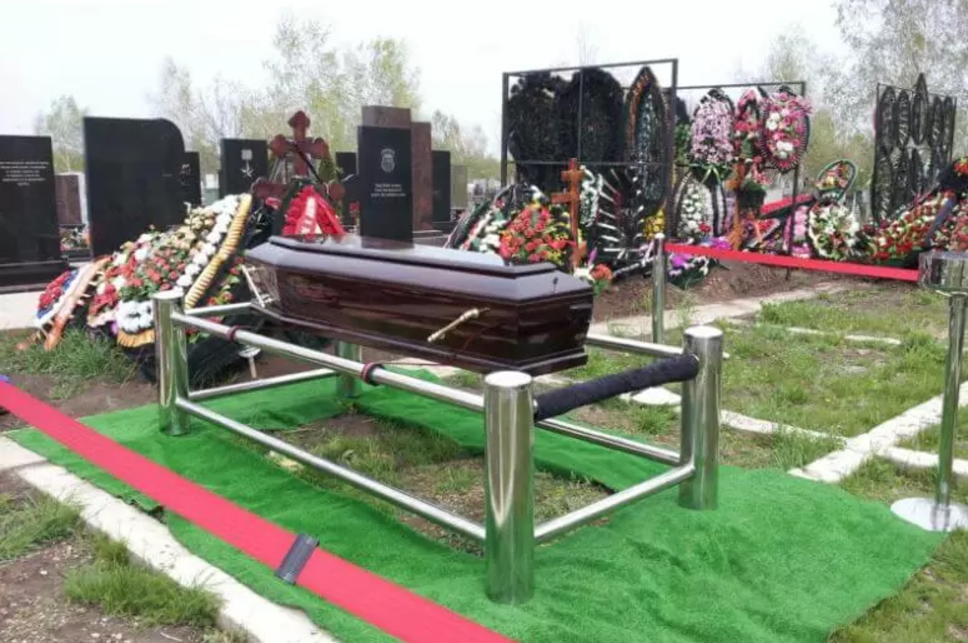 похорон - благоустрій могил