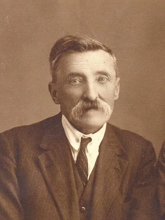 Левицький 