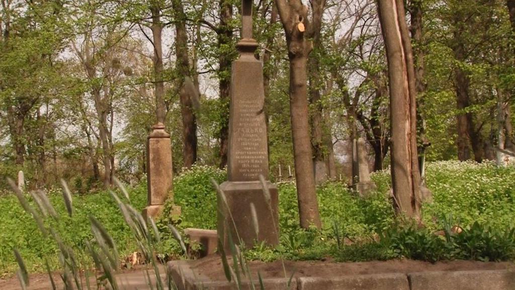 Черкащина богата известными захоронениями: история, культурное наследие и места памяти