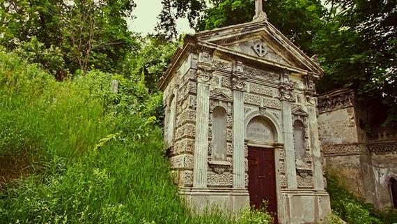 Байковое кладбище: история, значение и современные ритуальные услуги