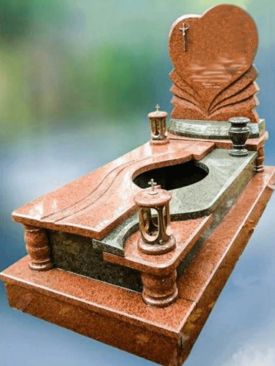 Памятник Серце